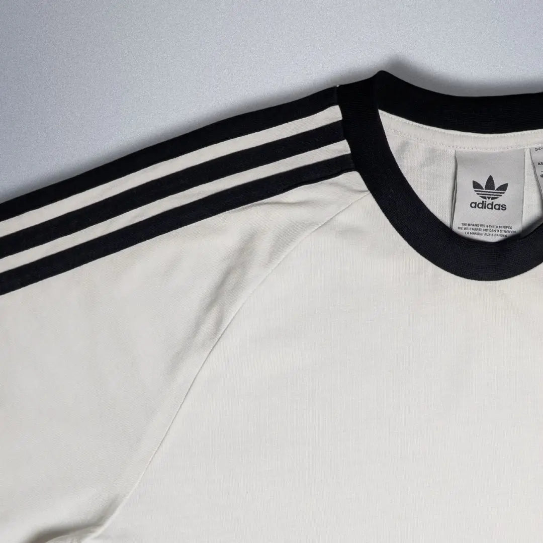 Original Adidas Men’s Long Sleeve T-Shirt