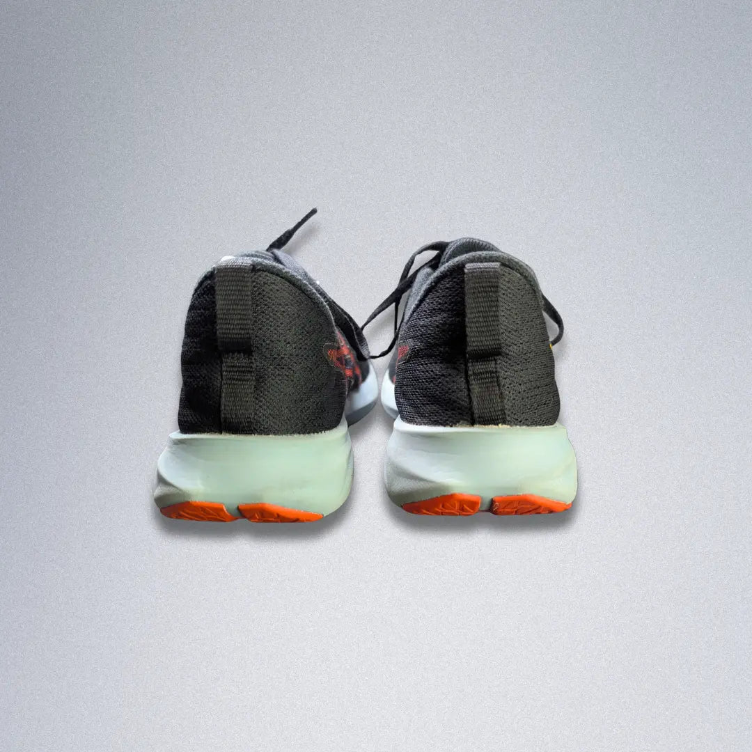 Asics Novablast 3
