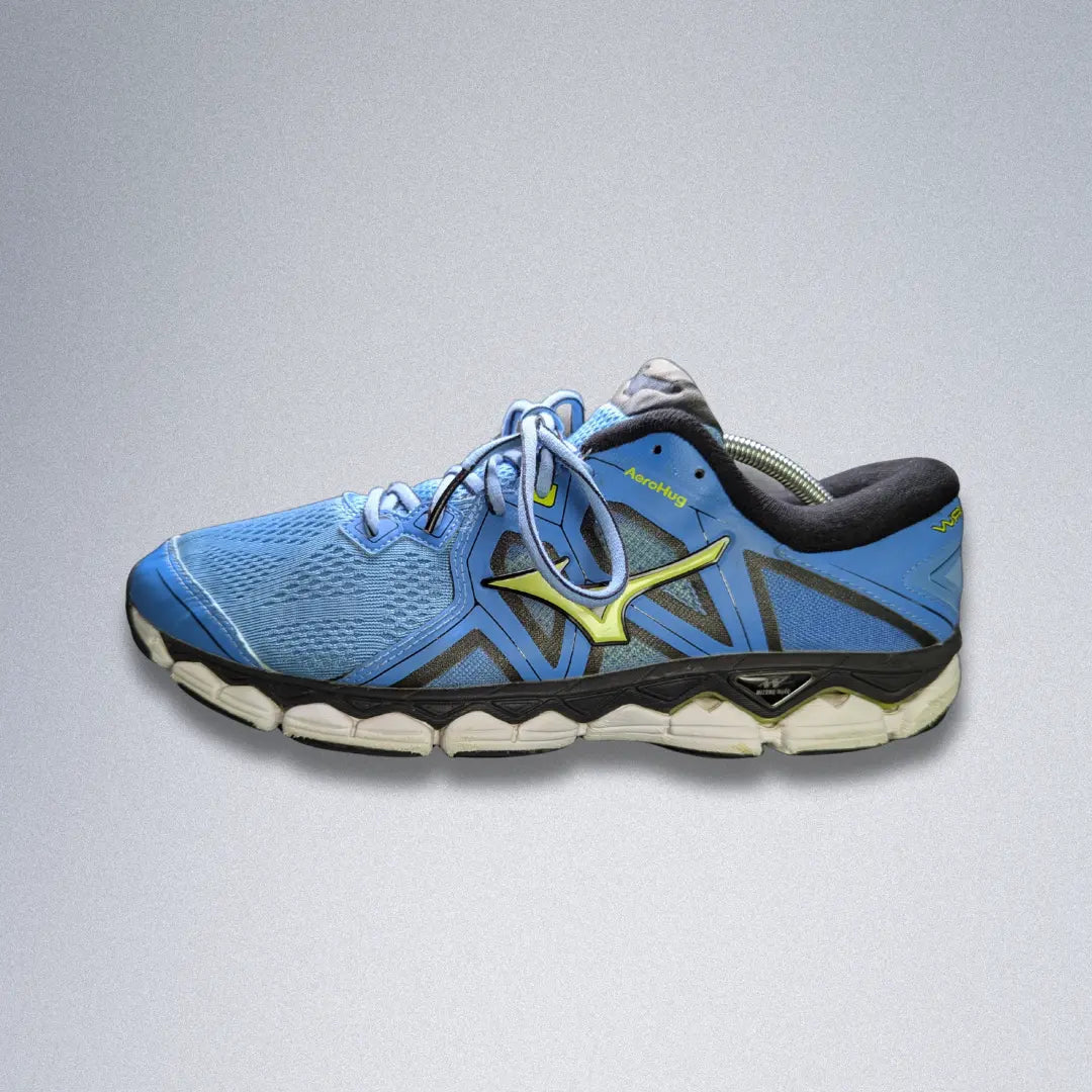 Mizuno Wave Sky 2