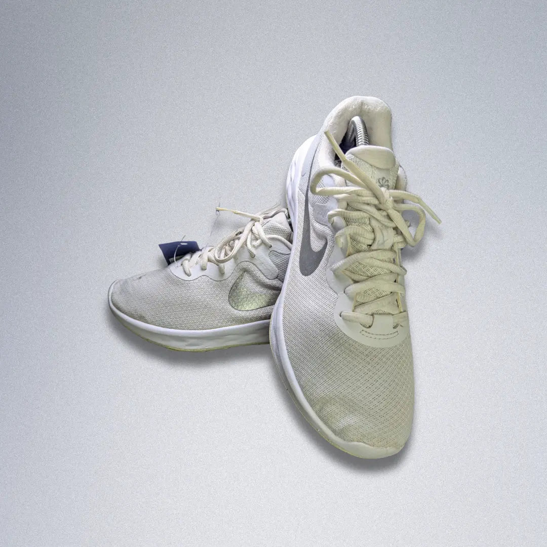 Nike Recolution 6