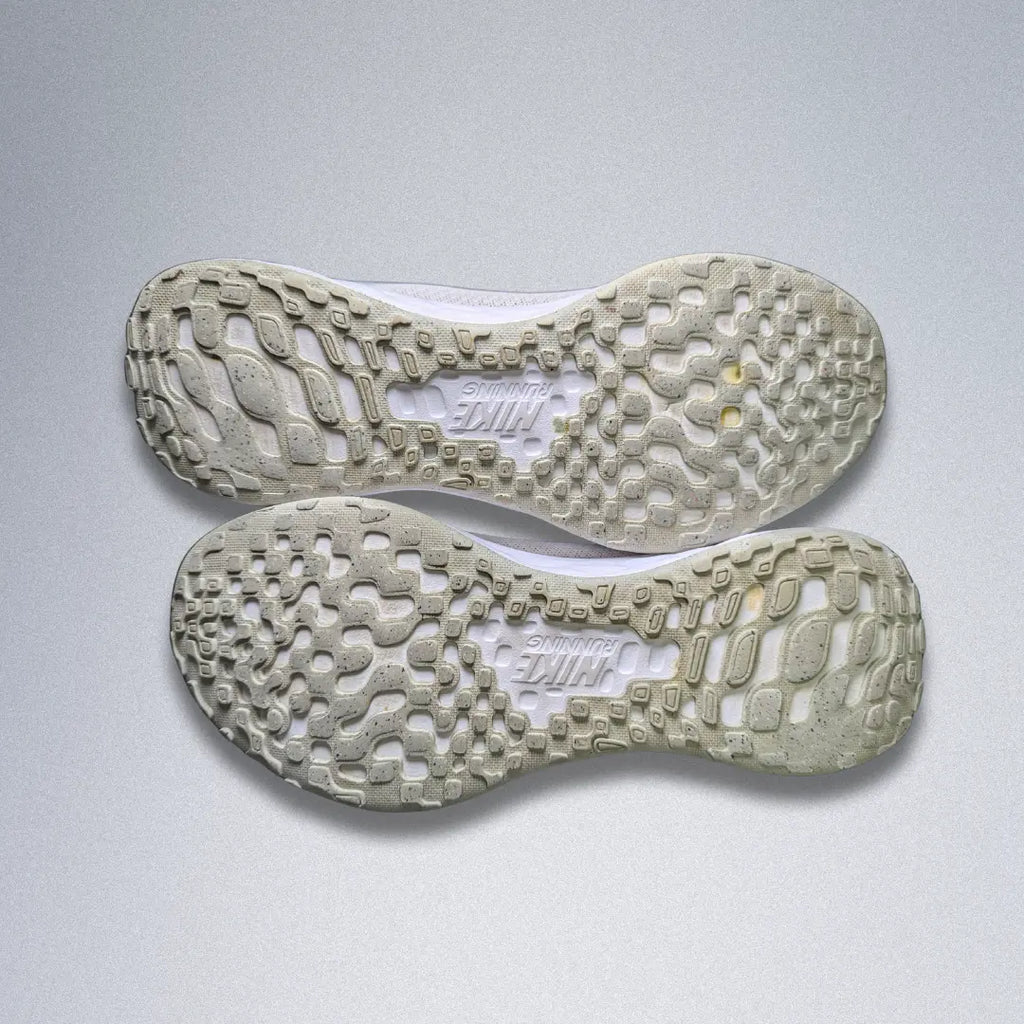 Nike Recolution 6