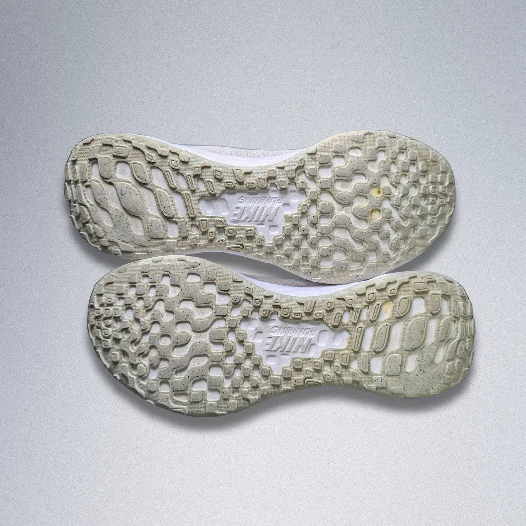 Nike Recolution 6
