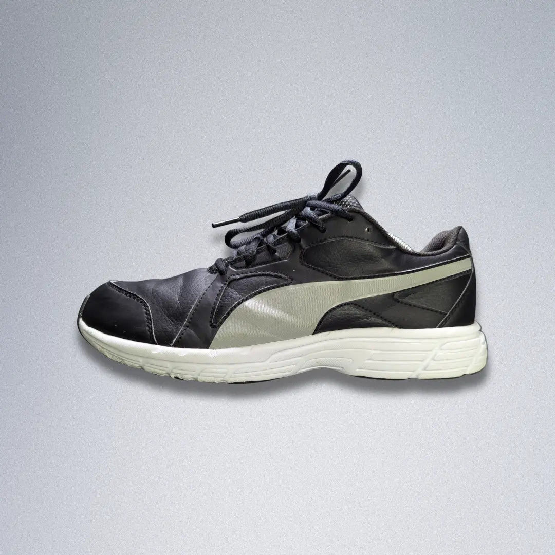 Puma Axis V4